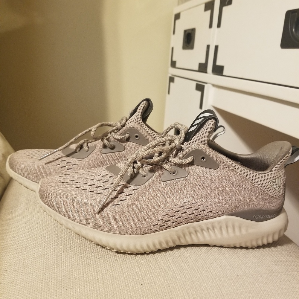 Adidas Alphabounce